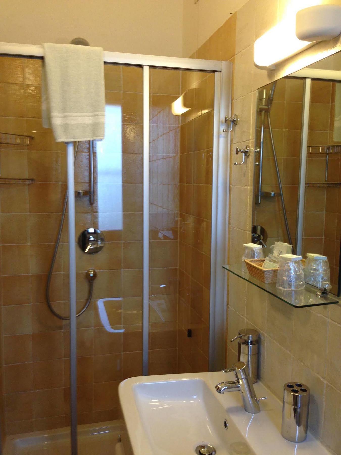Hotel Rosy 3*