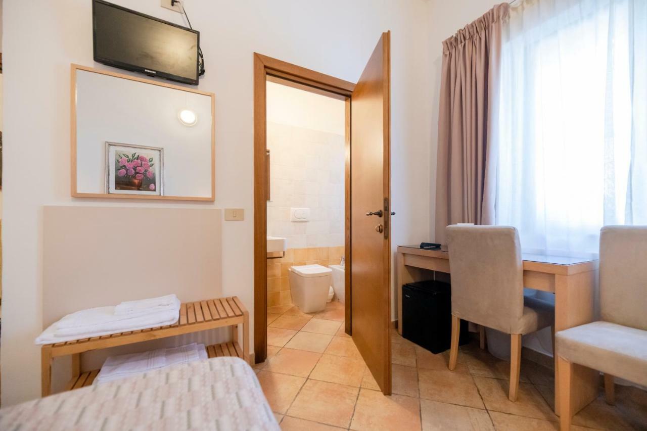 Hotel Rosy Torre del Lago Puccini